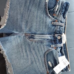 BRAND NEW Abercrombie and Fitch Boyfriend Shorts